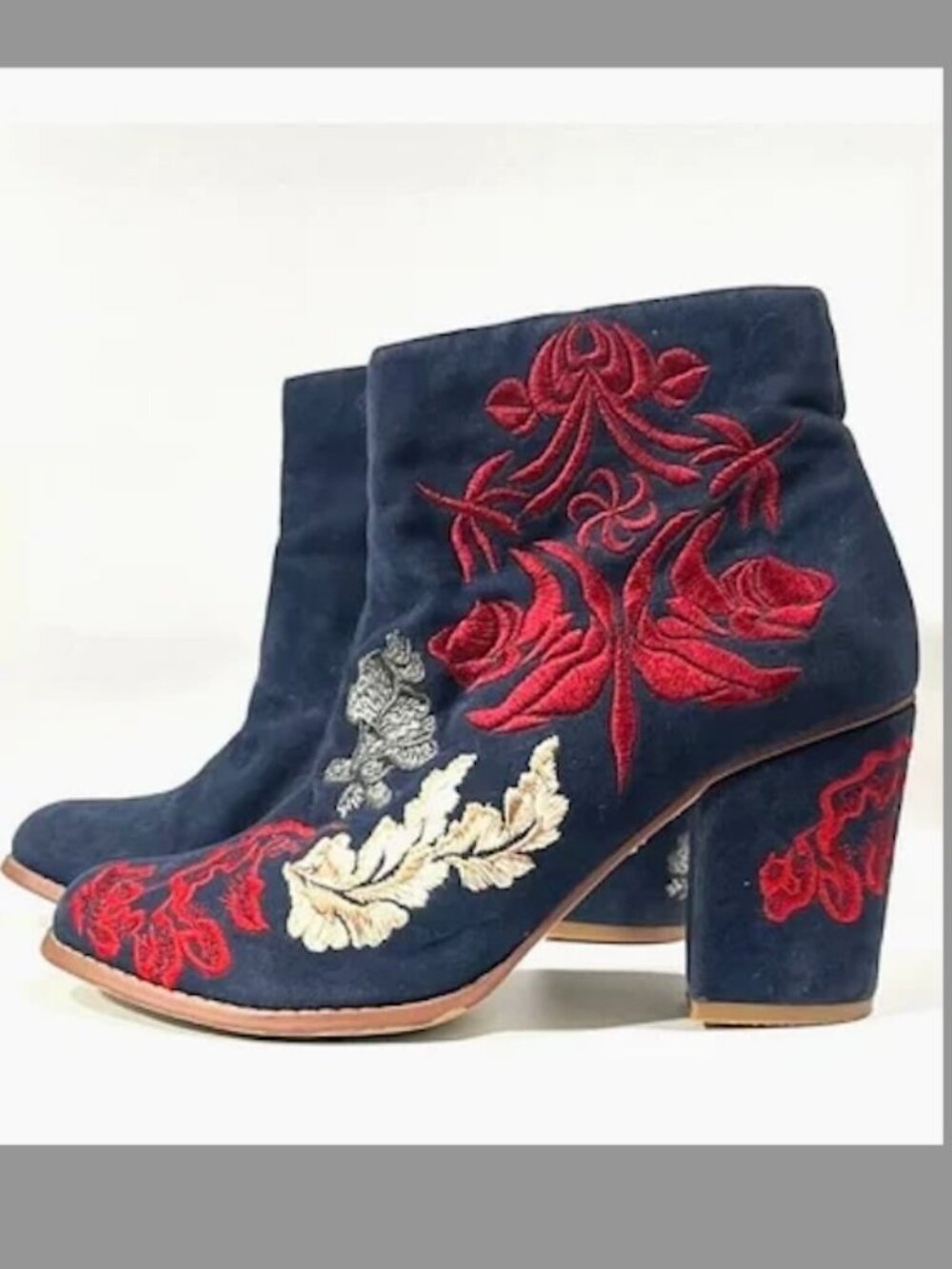 Billy Ella Anthropologie Navy Floral Embroidered Suede Ankle Boots Size 7.5
